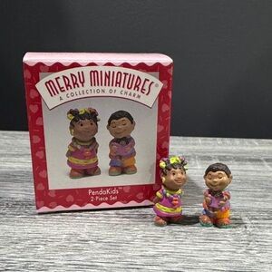 Hallmark | Merry Miniatures: PendaKids - Vintage 2-Piece Miniature Collectable
